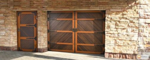 Ворота подъемно-секционные Doorhan PREMIUM COUNTRY 2750*2500